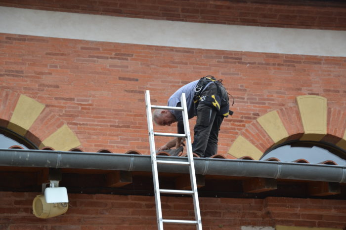 Travaux Salle Jean-Claude Brialy - octobre 2024 - Travail de couverture