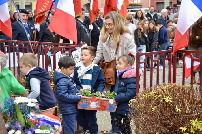 DSC_1012 - Les enfants des écoles de Samatan participent à la cérémonie