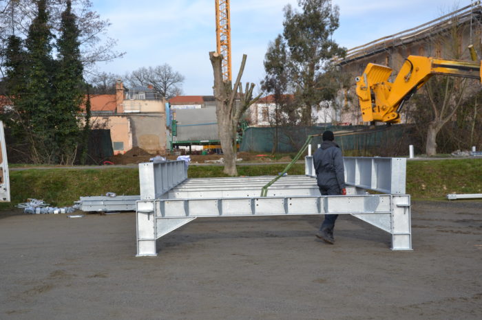 Chantier école Chaze4 21 janvier 2025 - Montage de la passerelle